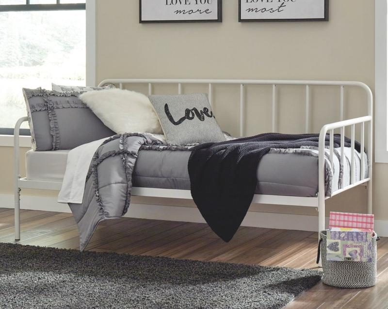 Trentlore Twin Metal Day Bed With Platform